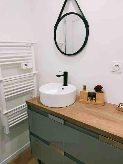 Gite Avec Spa Privatif* Saint-Symphorien-les-Buttes Extérieur photo